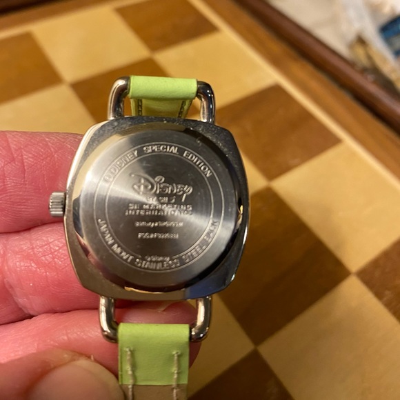 Disney Special Edition Tinkerbell watch - Picture 7 of 7